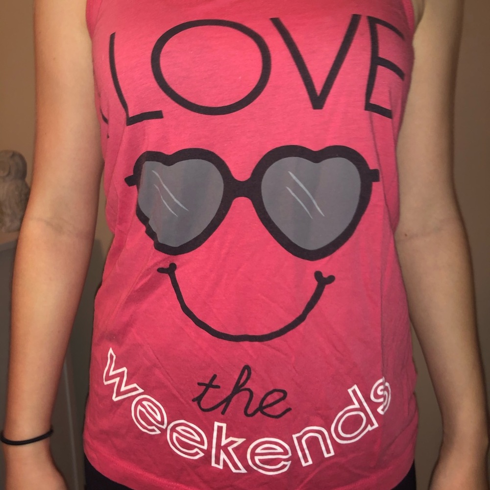 “i love the weekends” red tank top